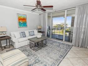 Magnolia House 305