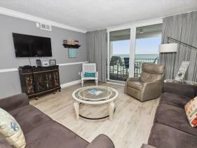 Shoreline Towers 1084