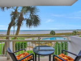 Tradewinds 205