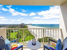 Modern beachfront condo with pool, gym and tennis