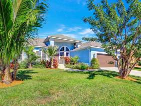 Lovely Pet-friendly waterfront home with pool and dock