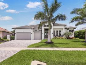 Modern Home with pool and steps to beach, food and fun