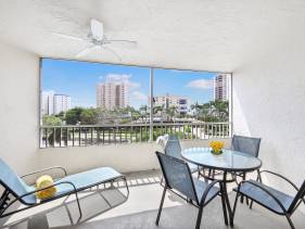 Breezy condo with deluxe pool and private beach access
