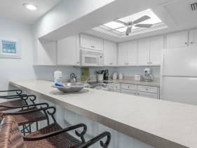 Compass Point 212