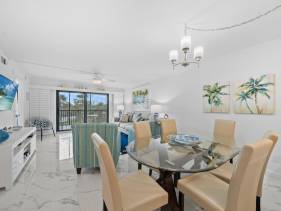 Sandpiper Beach 102