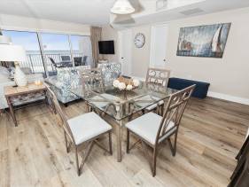 Beach House 305B