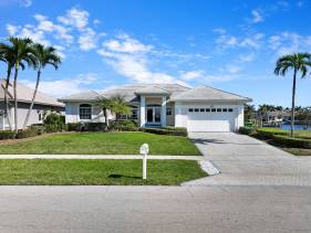 Luxuriously furnished waterfront home with pool/spa