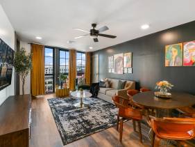 Pelican's Panorama: 4BR Crescent City Condo