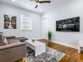 Urban Oasis 4BD House close to FQ & City Hot Spots