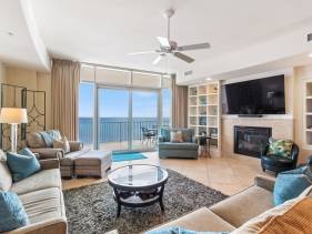 Turquoise Place 2205 C