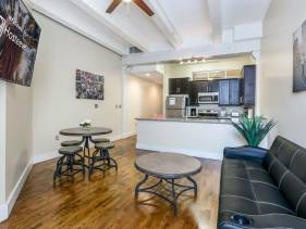 Gorgeous 1BD condo steps from French Quarter