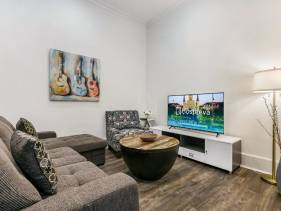 French Quarter Retreat|On Canal St/Parade Route