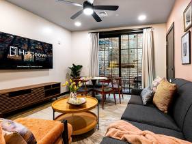 Stylish 2BR Pelican Stay Condo with 2 Balconies
