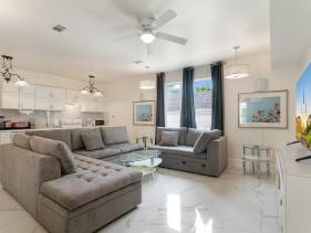 Charming 4-Bedroom Condo near St. Charles Avenue