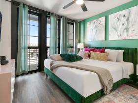 Bohemian Elegance: 2BR Gem Condo with Balcony