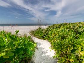 Seaside Beach House 102