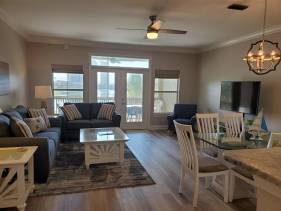 Lakefront 311