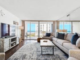 Shoreline Towers 1035