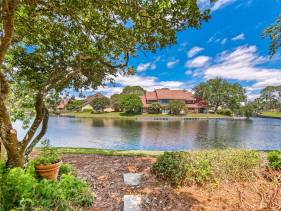 Beachwalk Villas 5079- On the Rocks
