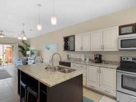 Gulf Walk 606