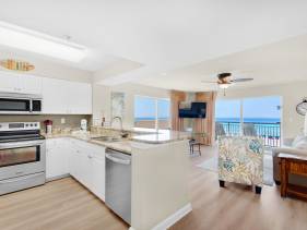 Pelican Isle 301