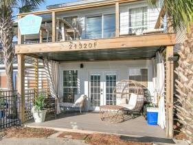 Modern Beach Bungalow