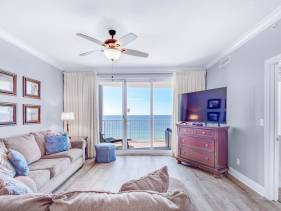 Twin Palms 1701