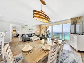 Emerald Beach 1633