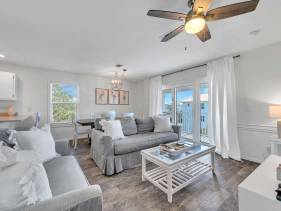 Beachside Villas 933