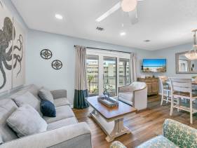 Beachside Villas 832