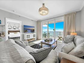 Twin Palms 1802