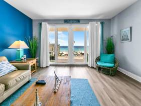 Laketown Wharf 927
