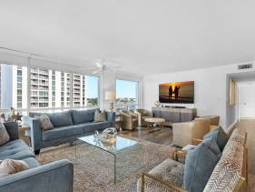 Shoreline Towers 1066