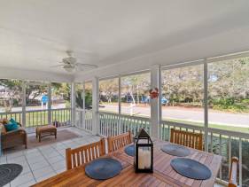 Contemporary Bungalow / West End PCB / Available NOW! /