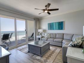Gulf Front Master Suite! Directly On The Beach! 3 BR /