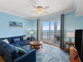 Large Balcony! Gulf Front Master Suite! Many Amenities