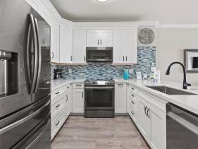Beautiful Ocean Views! 2-Bedroom, 2-Bathroom! Resort Po