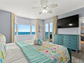 Tidewater Beach Luxury Penthouse with Resort Amenities