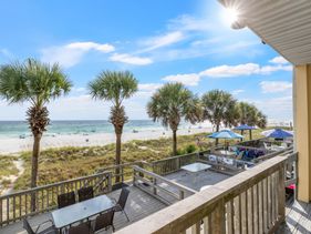 2BD/2.5BA Gulf Front Townhome near Pier Park! Gulf View