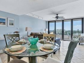 6415 midnight pass road unit 707