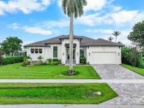 811 Apple Court