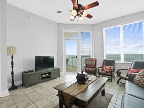 Aqua Beach Resort 2210