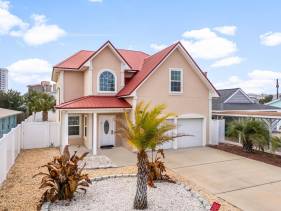 Pet Friendly Beach House - Sunset Escape