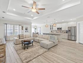Pet Friendly Beach House - The Beach Getaway