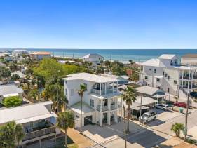 Pet Friendly Beach House - The Sandcastle
