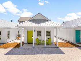 Cape Cottages - Dolphin Cottage