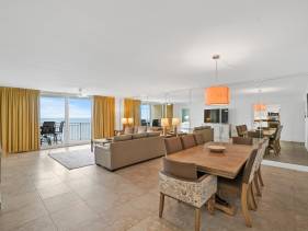Emerald Beach Resort 2533