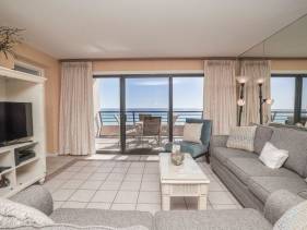 Emerald Towers Beach Resort 404