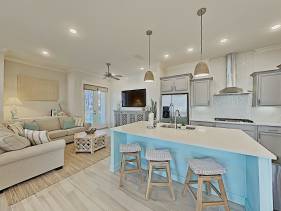 Prominence on 30A - Mint to Relax