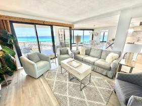 4096 Beachside One